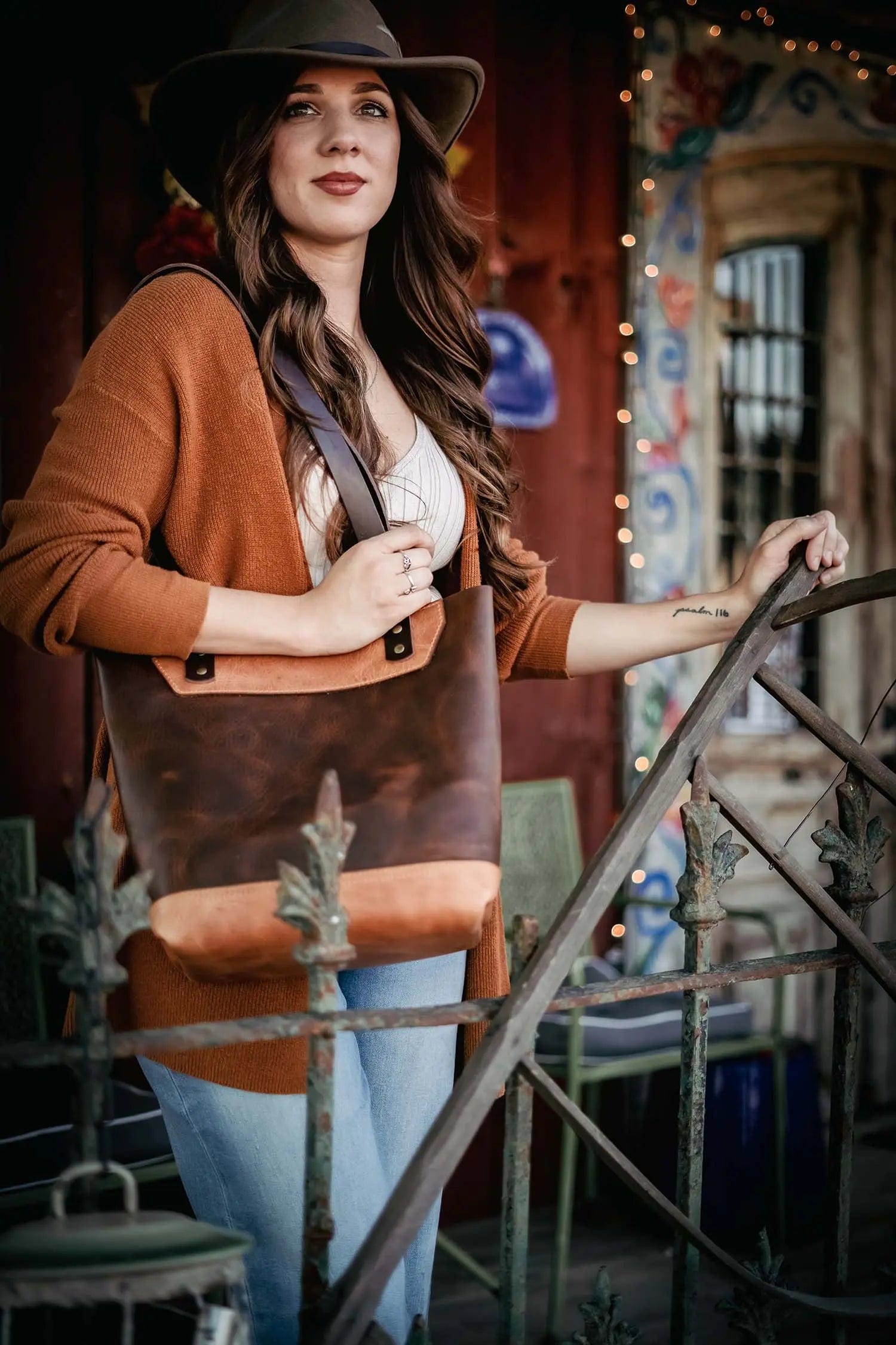 The Naomi Leather Tote Bag - Walnut