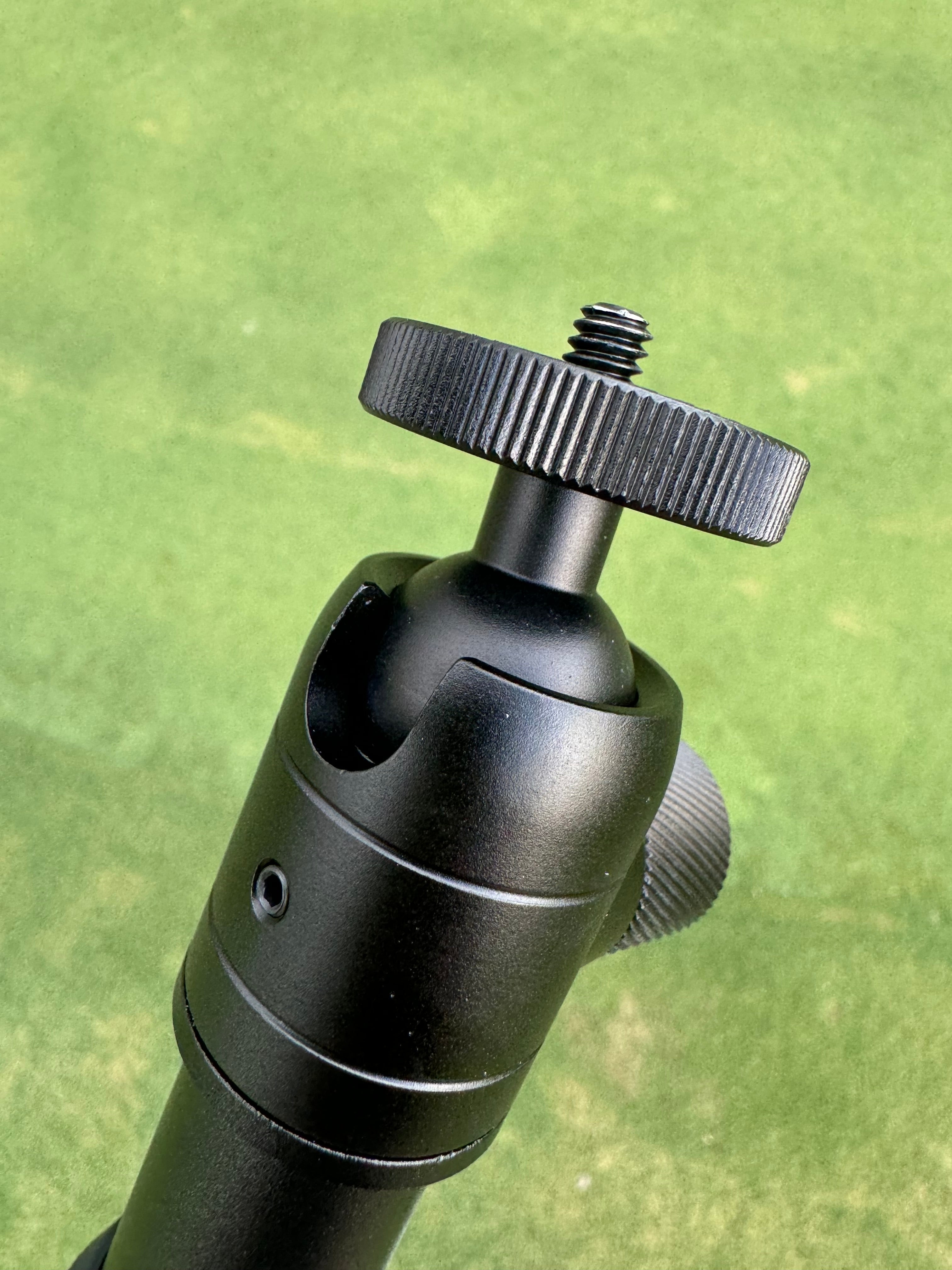 Special Edition Tour Striker @iRangeSports Stick EXT w/MagSafe compatible puck