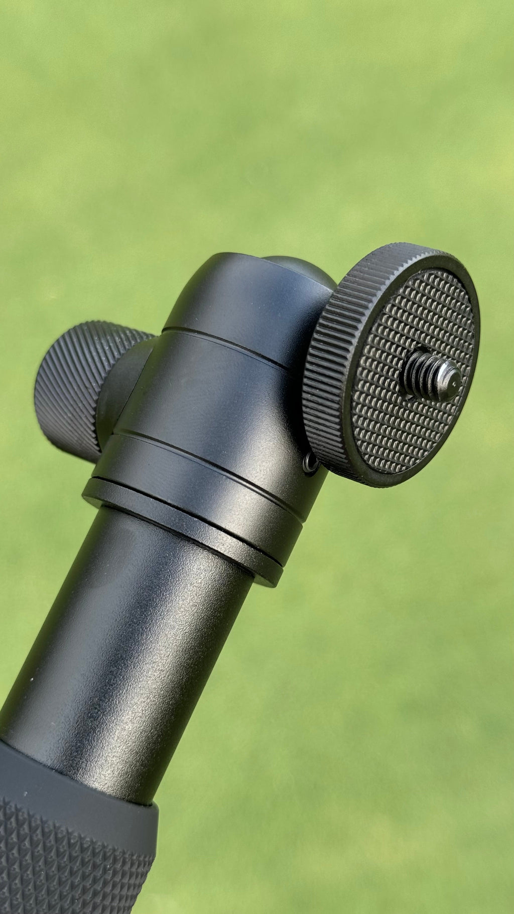 Special Edition Tour Striker @iRangeSports Stick EXT w/MagSafe compatible puck