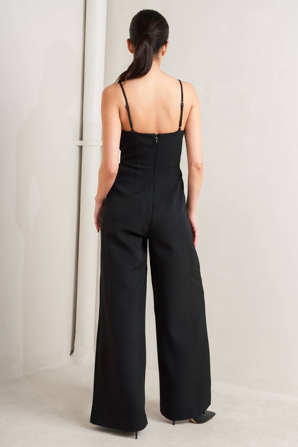 PRISTINE EDGE BLACK WOVEN JUMPSUIT